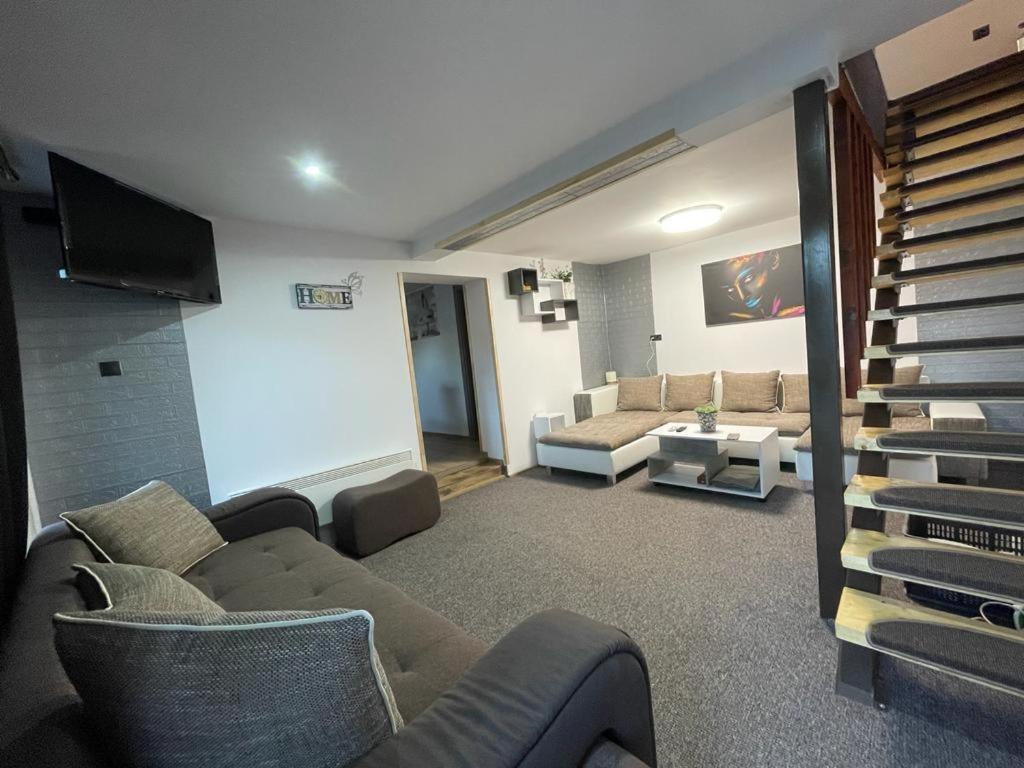 Morrison Apartments Меркуря-Чук Экстерьер фото